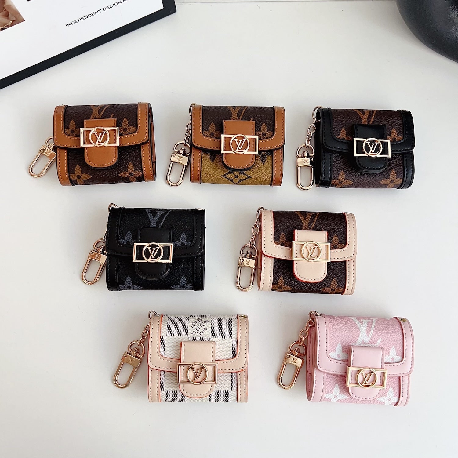 L AIRPODS BAG LEATHER