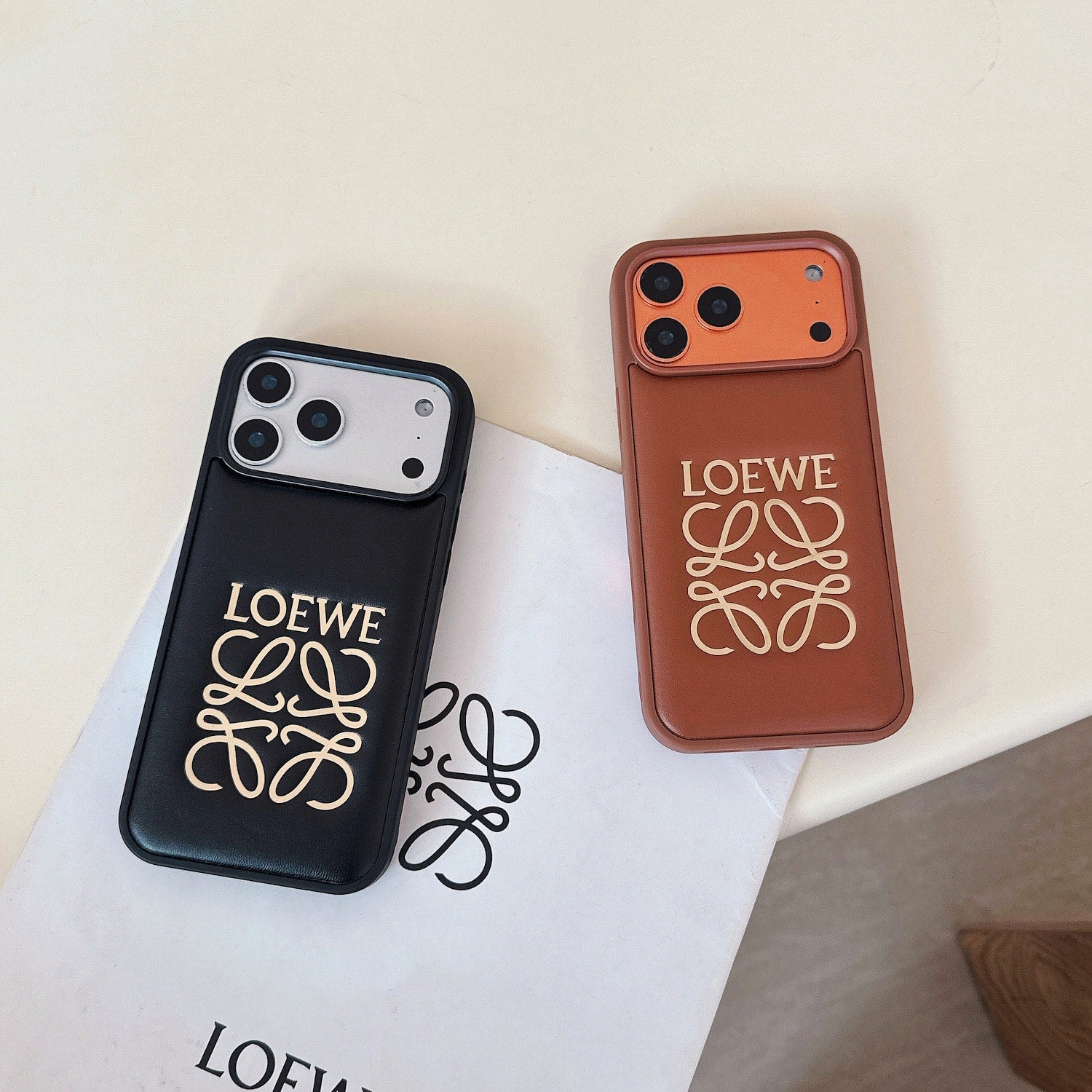 LWE IPHONE CASES LAEATHER