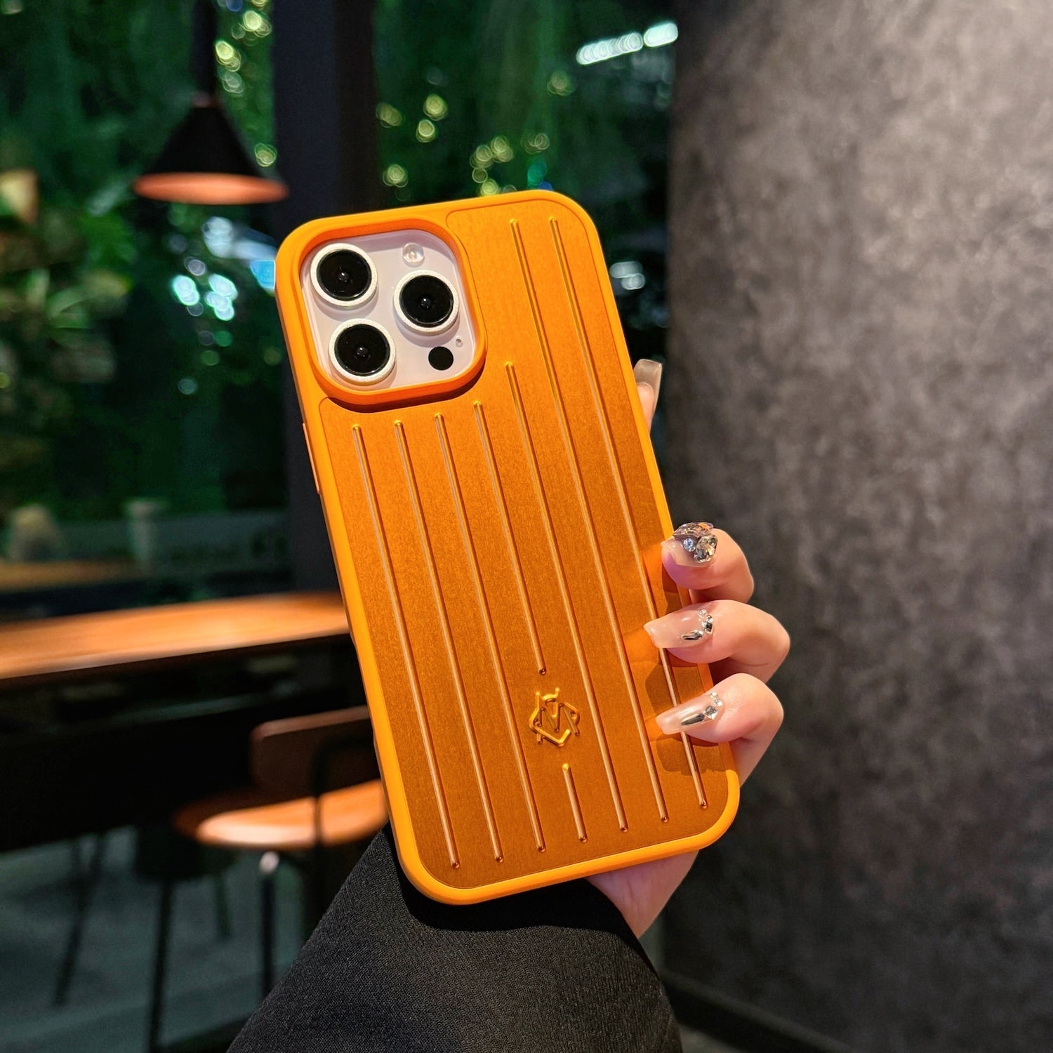 BAG IPHONE CASES