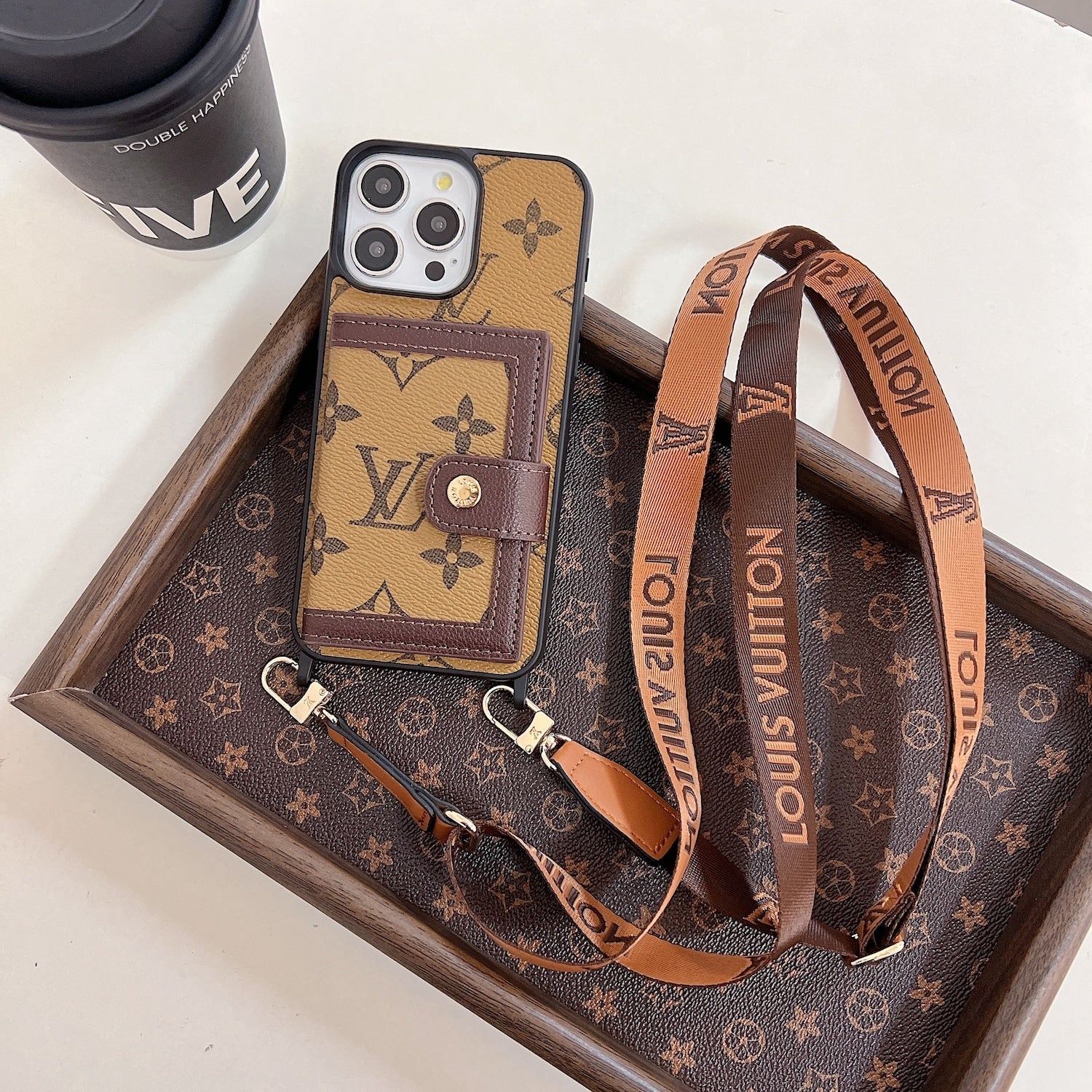 L CLASSIC POCKET & LANYARD