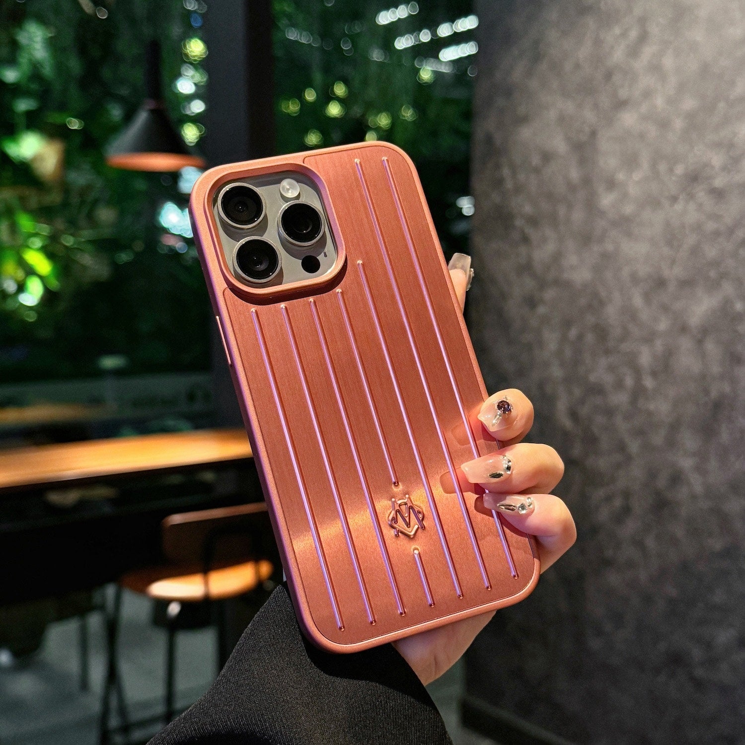 BAG IPHONE CASES