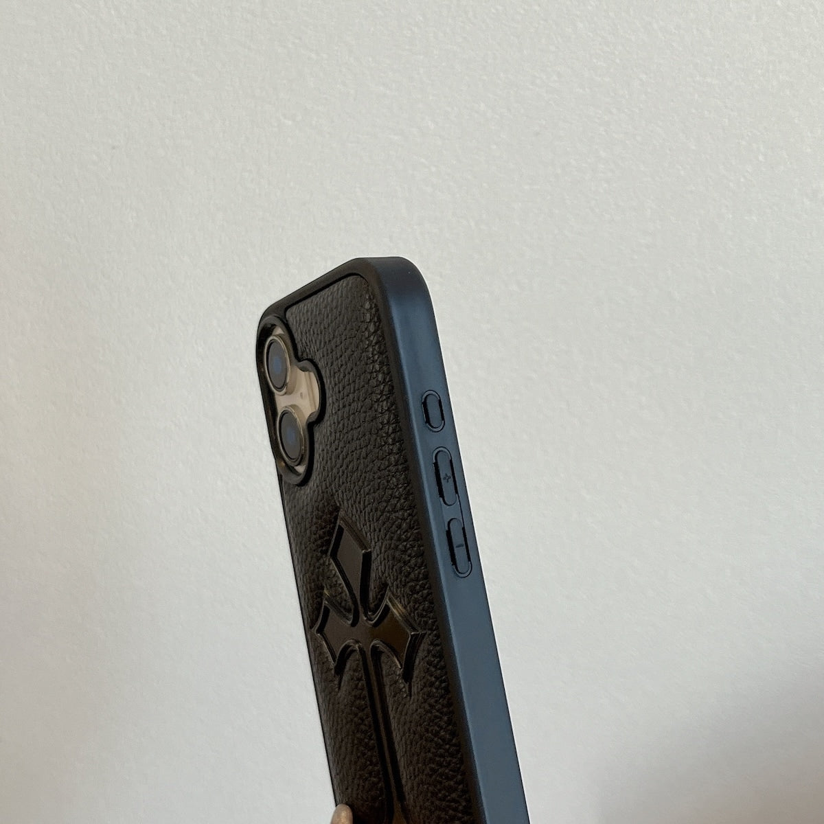 CR HEART LEATHER Black