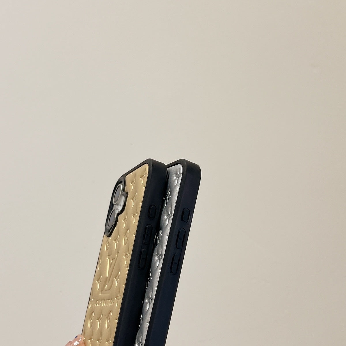 L LEATHER MINILOGO